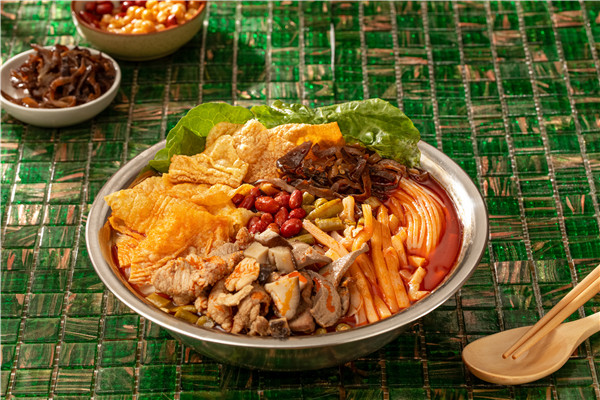 三鲜螺蛳粉.jpg